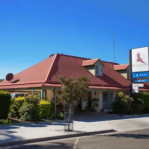 3* Motel Pioneer